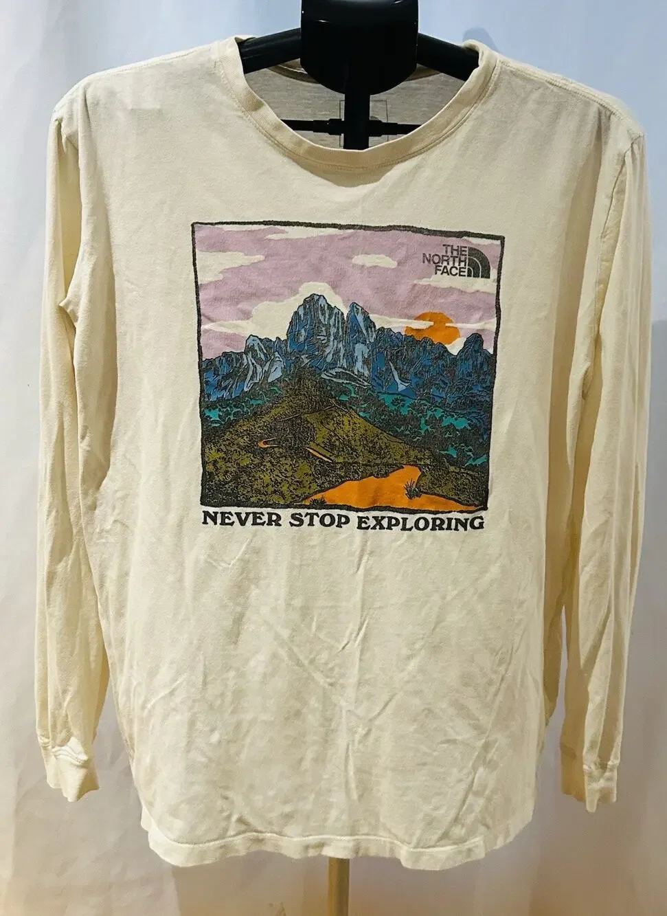 The North Face Never Stop Exploring White Long Sleeve T-Shirt Men's size L